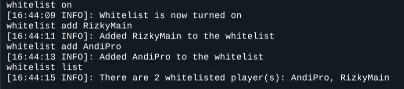 Perintah whitelist on, whitelist add, dan whitelist list di console