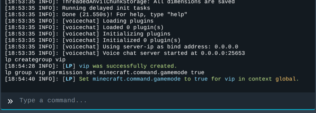 Console menampilkan pesan Set minecraft.command.gamemode to true for vip